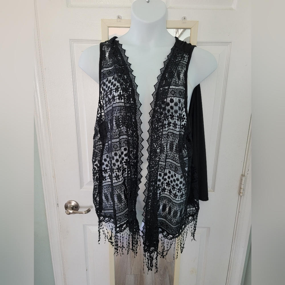 Belle du jour tank top and black crochet vest